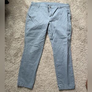 Old Navy Women's Light Gray Chinos
